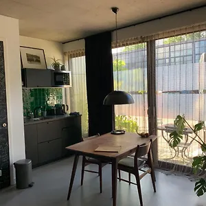 Privatunterkunft Chez Odette - Free Bikes & Private Car Parking, Amsterdam