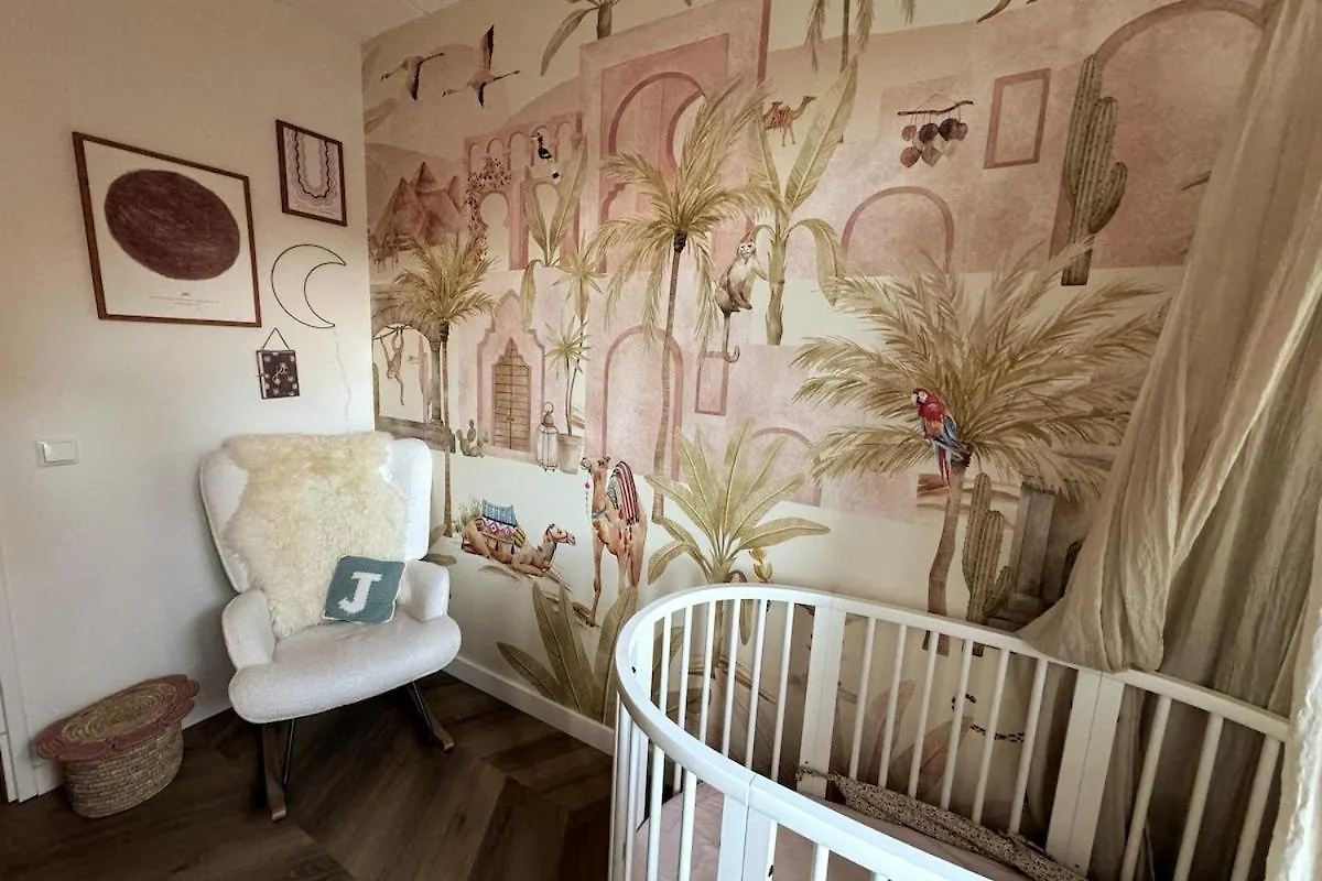 Cosy Amsterdam Noord Family Home Apartment